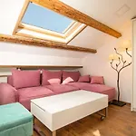 Domus Maximus Apartment Pula