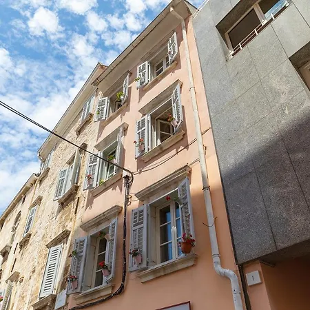 Domus Maximus Appartement Pula