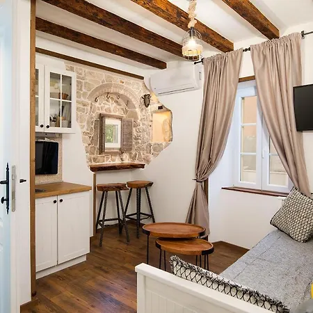 Domus Maximus Appartement *