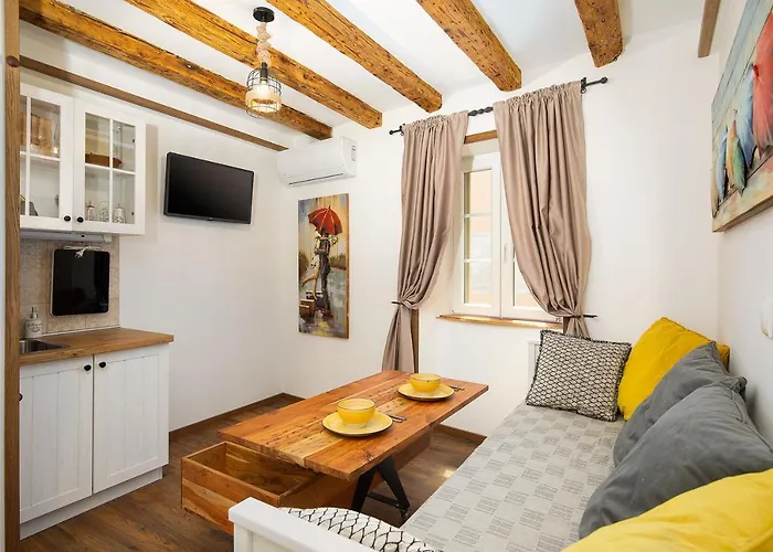 Domus Maximus Apartment *